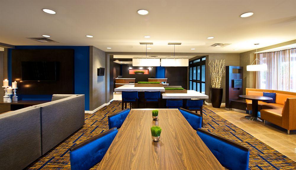 Country Inn & Suites By Radisson, Columbus-Edinburgh Extérieur photo
