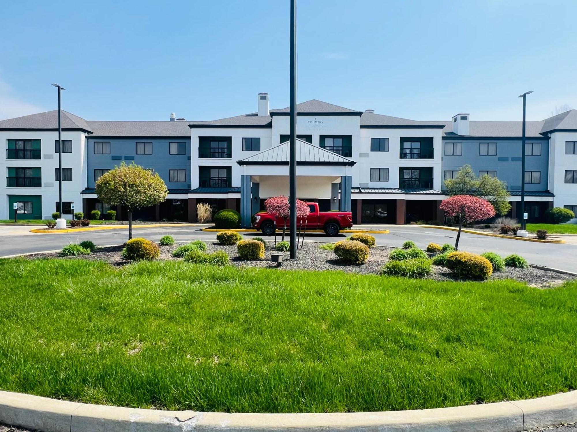 Country Inn & Suites By Radisson, Columbus-Edinburgh Extérieur photo