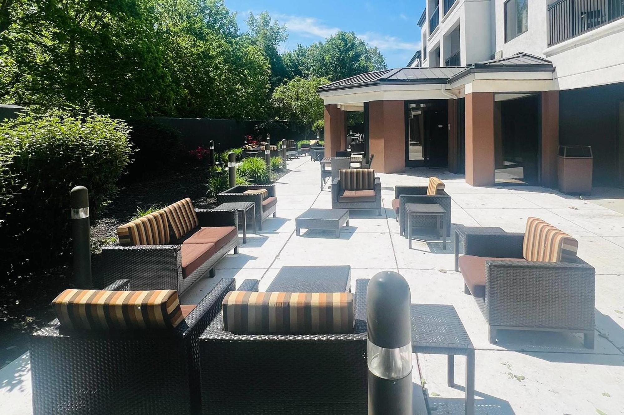 Country Inn & Suites By Radisson, Columbus-Edinburgh Extérieur photo